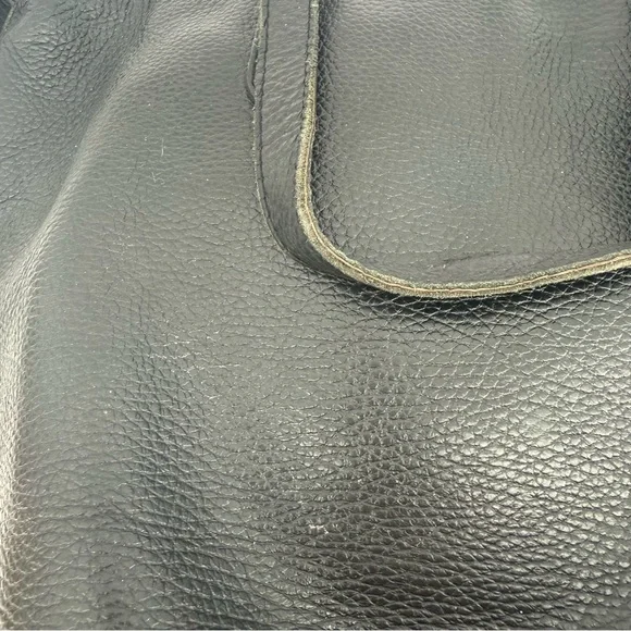 Cuyana Crossbody bag black‎ leather tote crossbody bag gold hardware slouchy